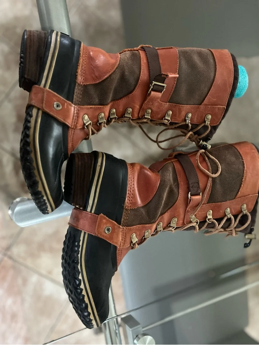 Sorel Women's Black Brown Shoes - Picture 8 of 11